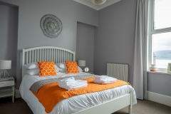 Bed orange